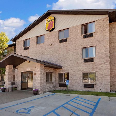 Super 8 By Wyndham Mt. Pleasant Hotell Mount Pleasant Exteriör bild