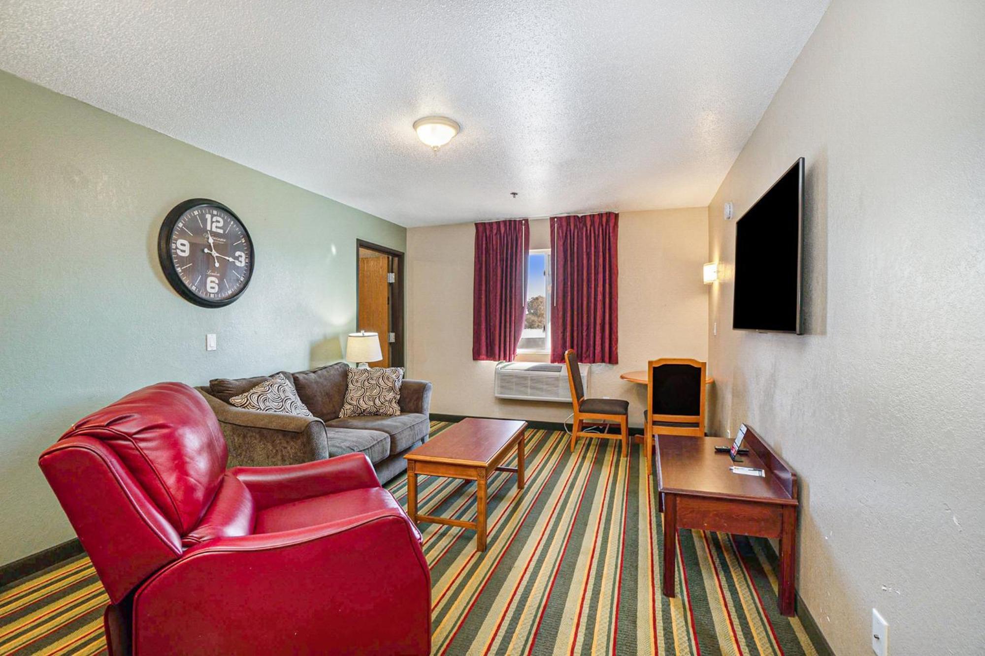 Super 8 By Wyndham Mt. Pleasant Hotell Mount Pleasant Exteriör bild