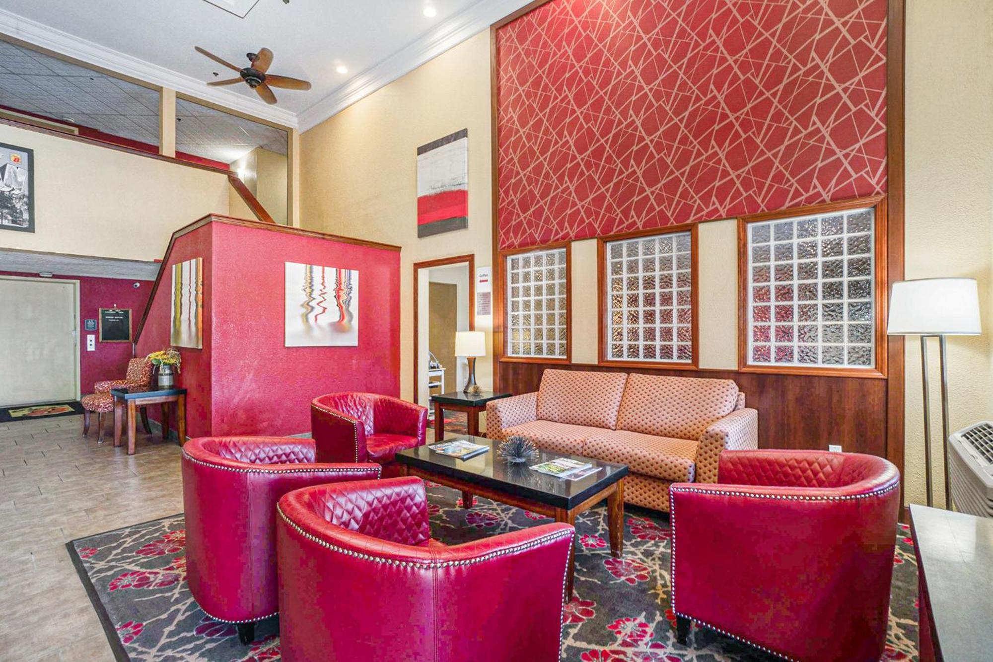 Super 8 By Wyndham Mt. Pleasant Hotell Mount Pleasant Exteriör bild